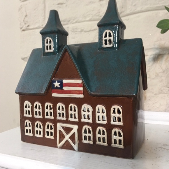 Farmhouse Barn Tea Light Votive Candle Holder Large Primitive NWT - Picture 4 of 7